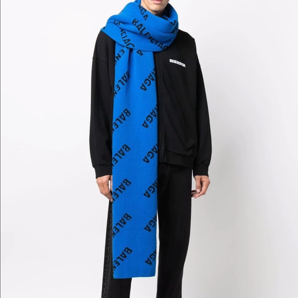 BNWT Balenciaga Blue Black Logo Scarf